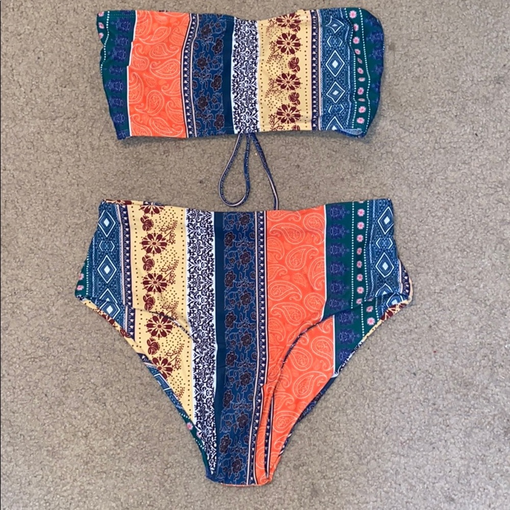 Bikini with straps!!